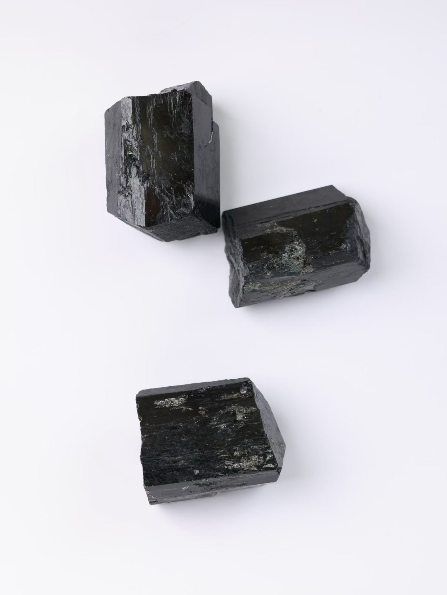 Black Tourmaline Raw Stone-黑碧璽原石