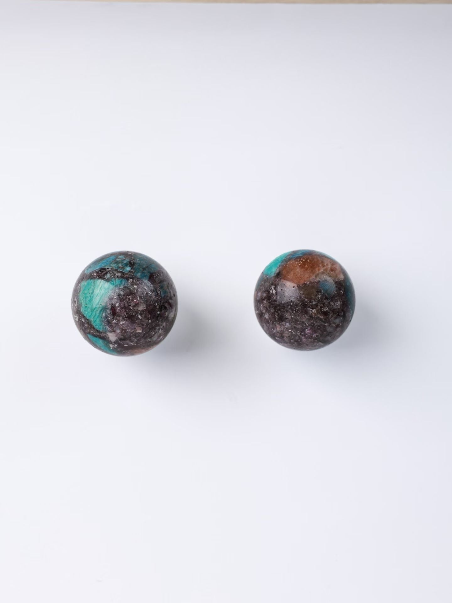 Multi-Gemstone Crystal Sphere-多寶水晶球