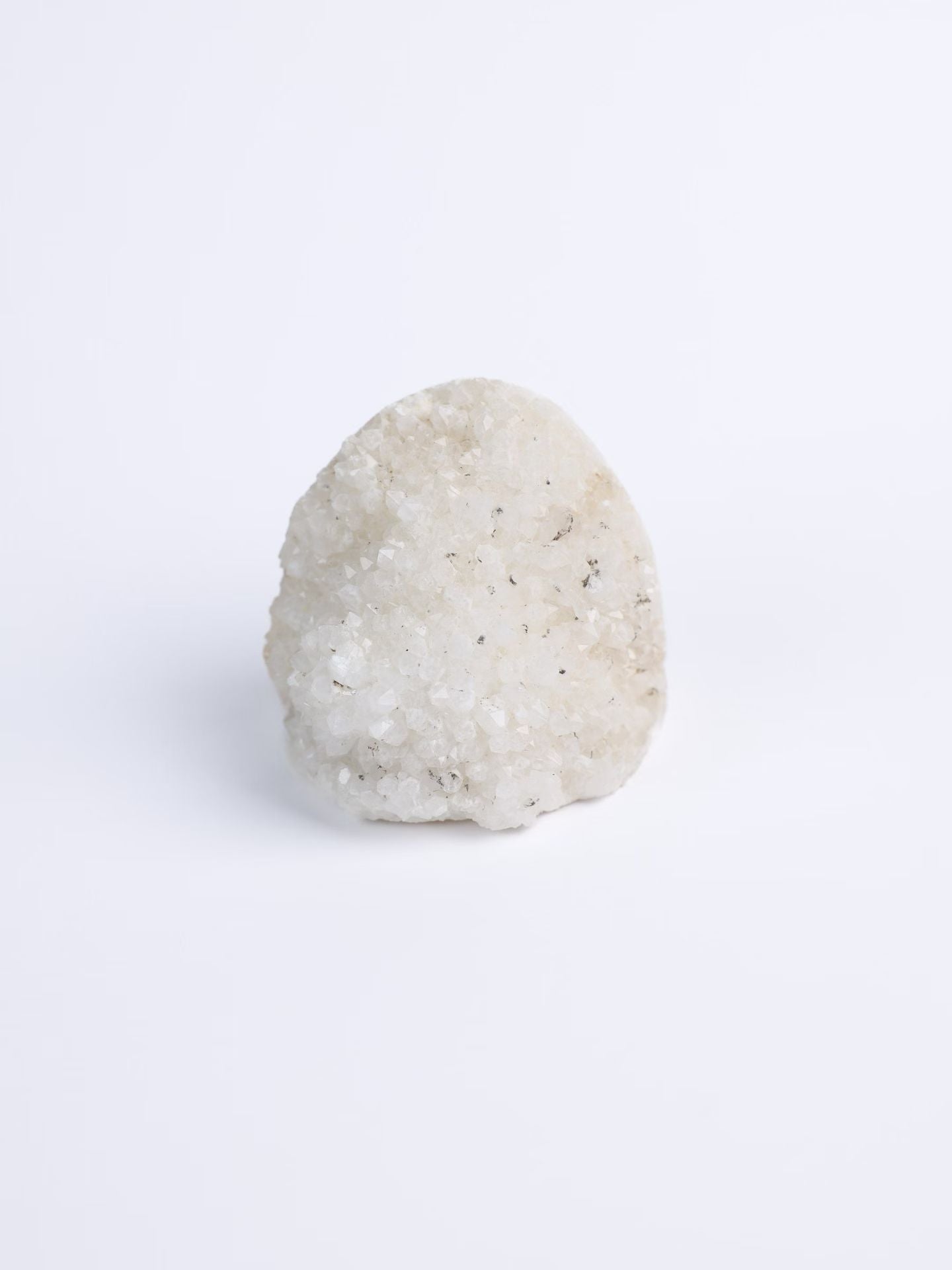 Snow-White Crystal Cluster-白雪晶陣
