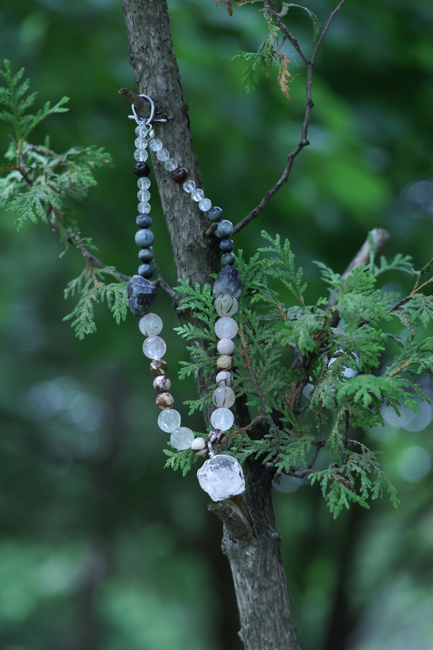 #6 🌿 Witchwood Raw Stone Crystal Necklace🌿