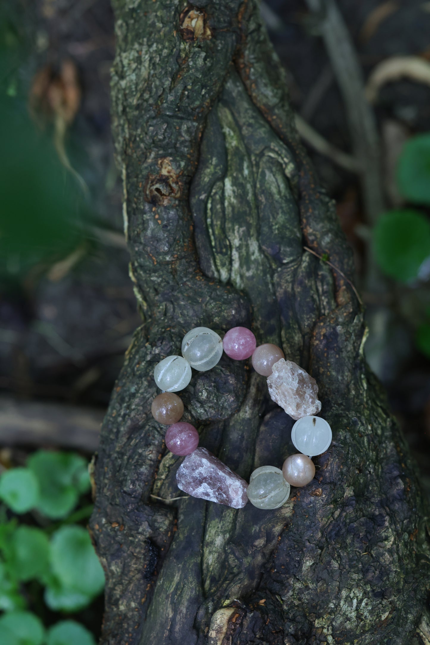 #19 🌿Witchwood Raw Stone Crystal Bracelet🌿