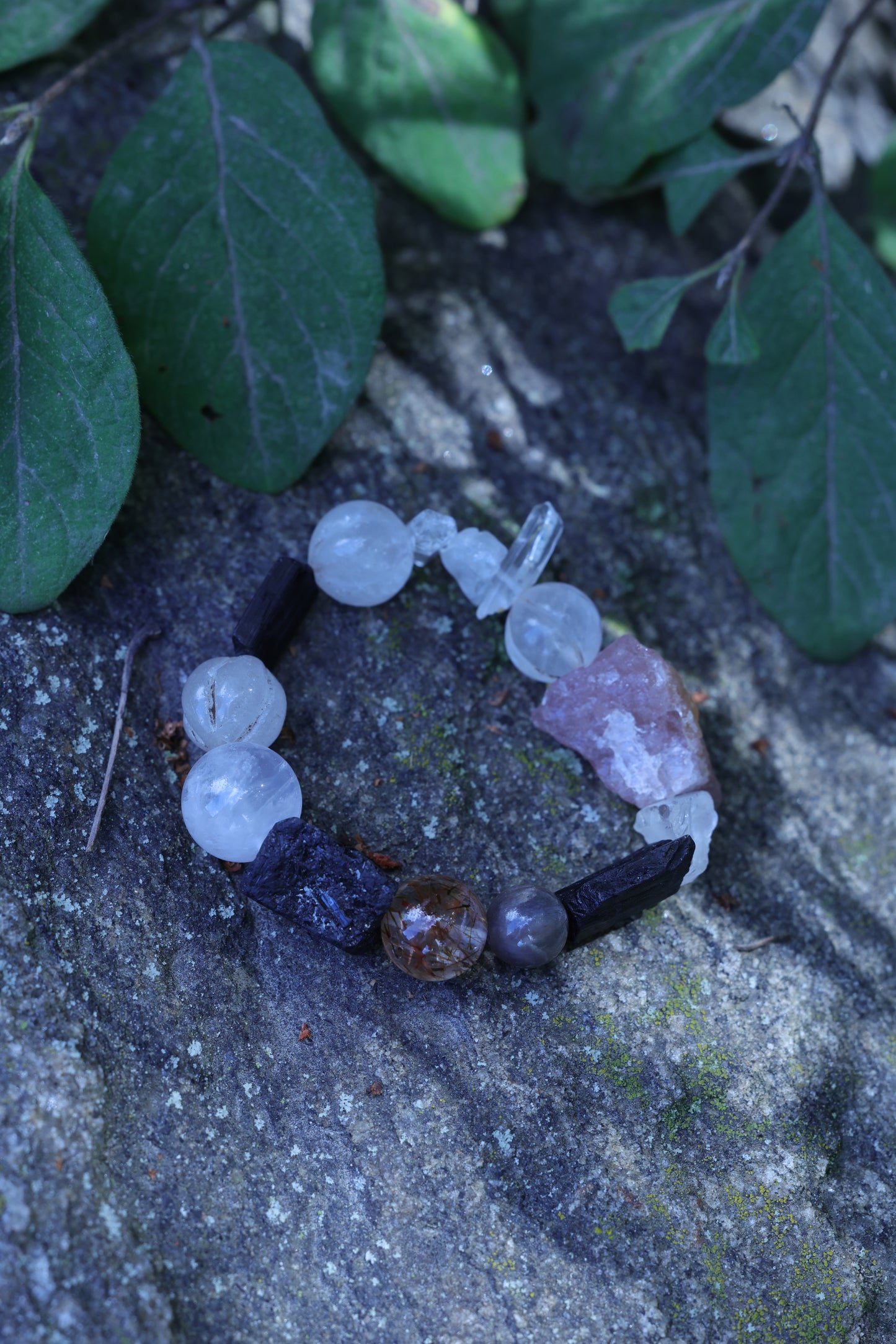 #7 🌿Witchwood Raw Stone Crystal Bracelet🌿