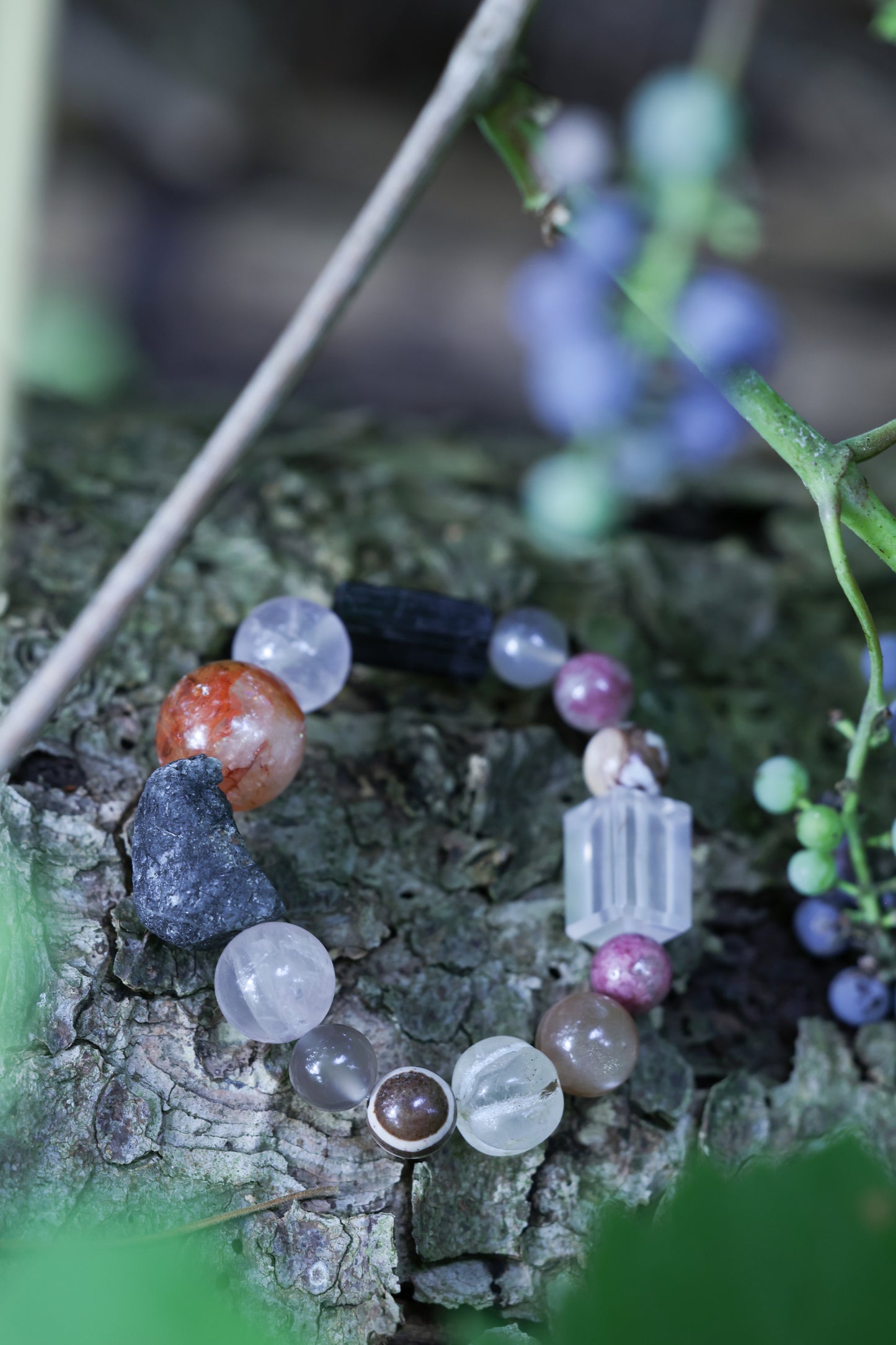 #4 🌿Witchwood Raw Stone Crystal Bracelet🌿