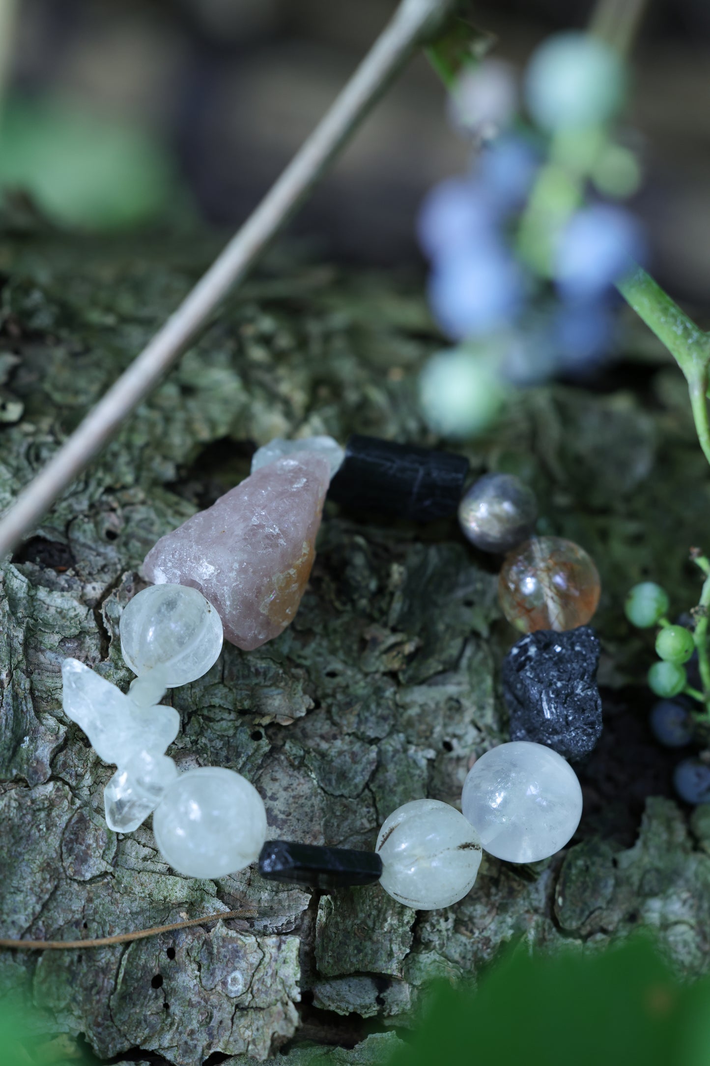 #7 🌿Witchwood Raw Stone Crystal Bracelet🌿