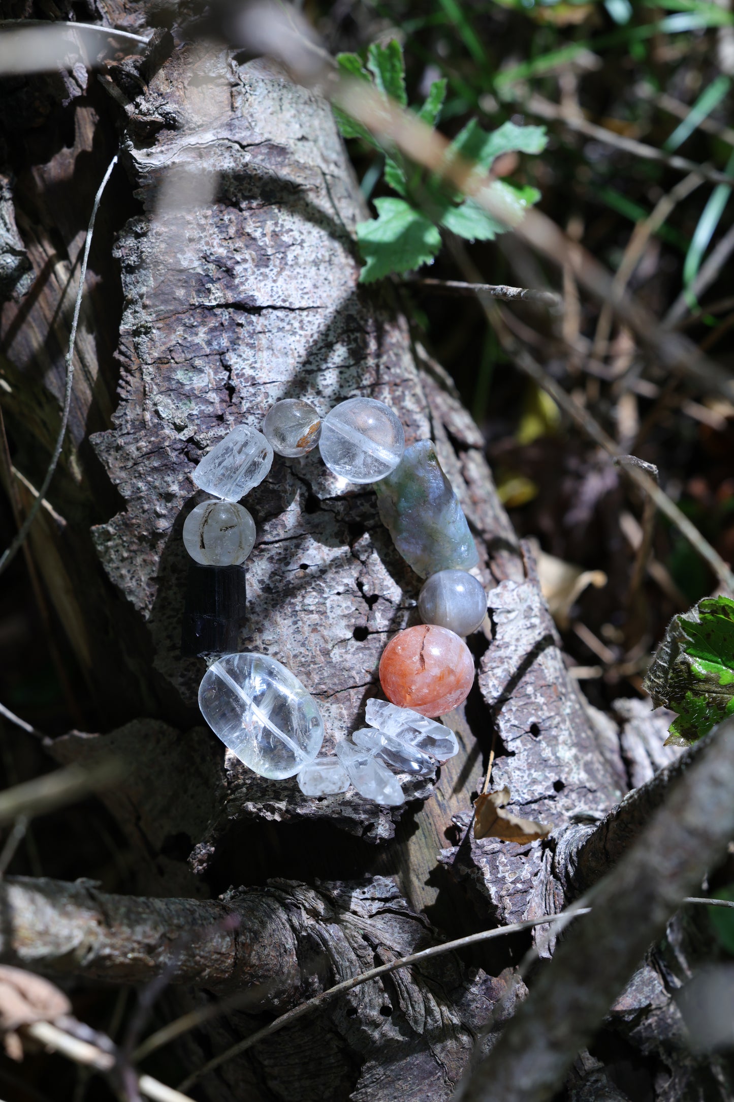 #20 🌿Witchwood Raw Stone Crystal Bracelet🌿