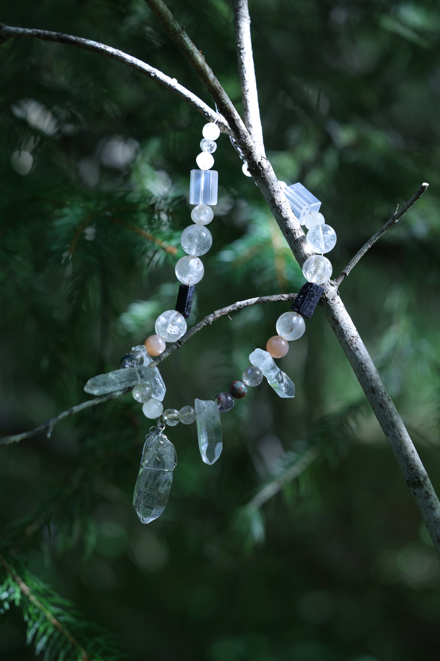 #4 🌿 Witchwood Raw Stone Crystal Necklace🌿